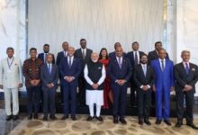 प्रधानमंत्री मोदी मलेशिया में भारतीय नेताओं से मिले, उपलब्धियों की तारीफ की