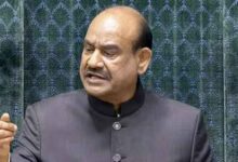 सरकार के दबाव का आरोप, कांग्रेस की महिला सांसदों ने लोकसभा अध्यक्ष को लिखा पत्र