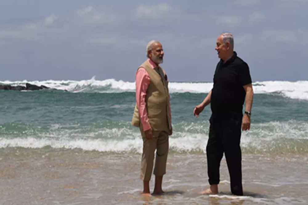 2006 से 2026 तक: पीएम मोदी की इजरायल यात्रा क्यों रही हर बार ऐतिहासिक 2006 से 2026 तक: पीएम मोदी की इजरायल यात्रा क्यों रही हर बार ऐतिहासिक