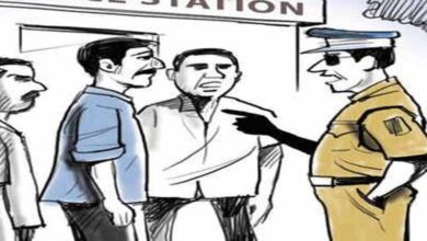 निशातपुरा में युवक से मारपीट कर बाइक, अंगूठियां, मोबाइल और पर्स लूटा