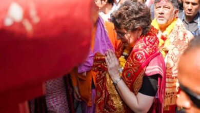 असम दौरे पर प्रियंका गांधी, कामाख्या देवी मंदिर में किए दर्शन, लिया आशीर्वाद