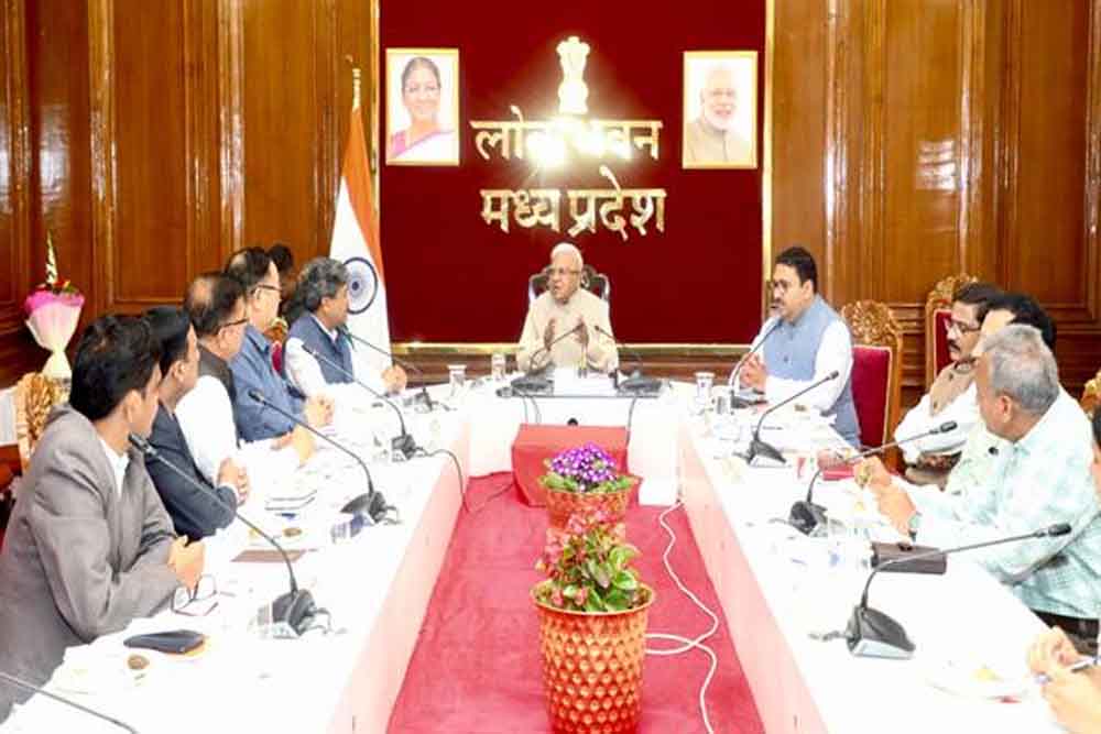 बंदियों की सोच सकारात्मक बनाने के प्रयास हो : राज्यपाल पटेल बंदियों की सोच सकारात्मक बनाने के प्रयास हो : राज्यपाल पटेल