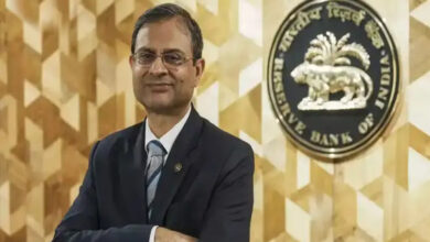 RBI MPC के बड़े फैसले: रेपो रेट में कोई बदलाव नहीं, GDP ग्रोथ अनुमान बढ़ाया
