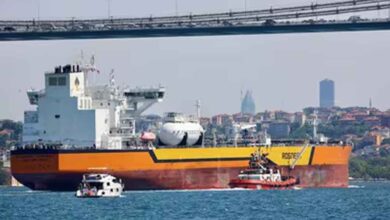 रूसी तेल पर ब्रेक नहीं! कंपनियों ने मांगी मोहलत, क्या भारत ढीला करेगा रुख?