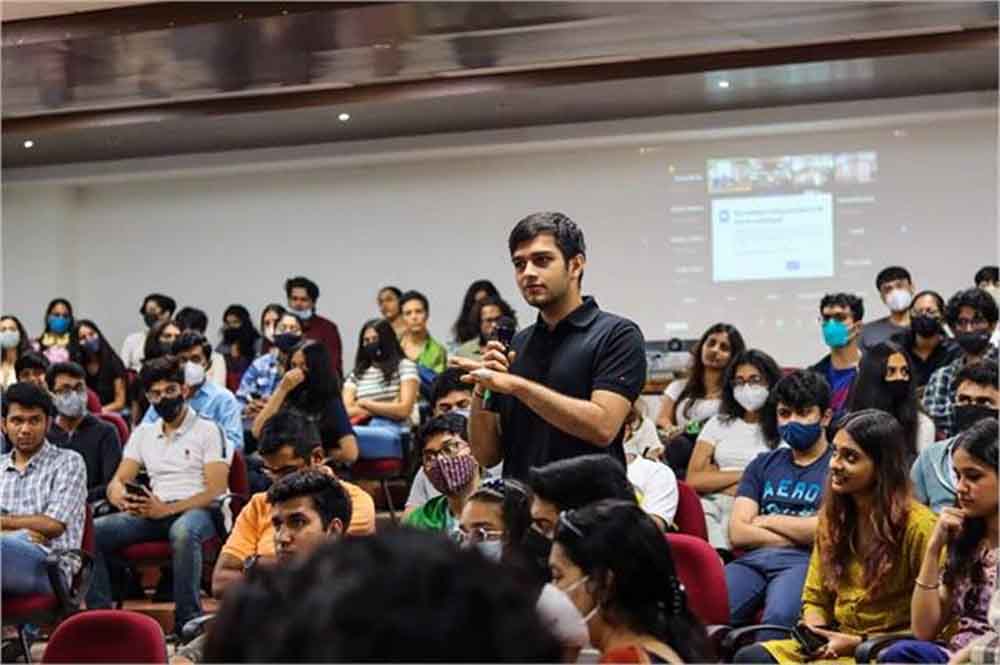 Budget 2026 का बड़ा दांव: कंटेंट क्रिएशन बनेगा करियर, 15,000 स्कूल–500 कॉलेजों में खुलेंगी ‘Creator Labs’