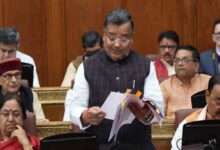 गंगा क्रूज पर विधान परिषद में हंगामा, मंत्री का जवाब—पारदर्शिता से नहीं होगा समझौता