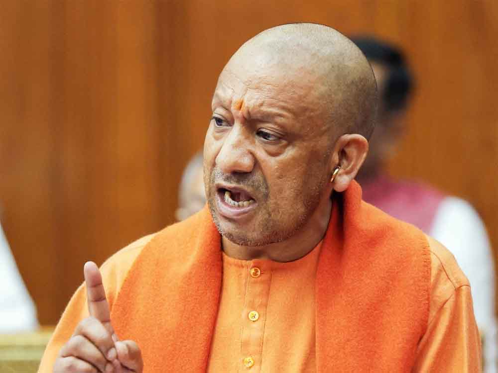 शिक्षामित्रों के लिए बड़ी सौगात: हर महीने ₹18,000, अनुदेशकों पर भी CM योगी का ऐलान शिक्षामित्रों के लिए बड़ी सौगात: हर महीने ₹18,000, अनुदेशकों पर भी CM योगी का ऐलान