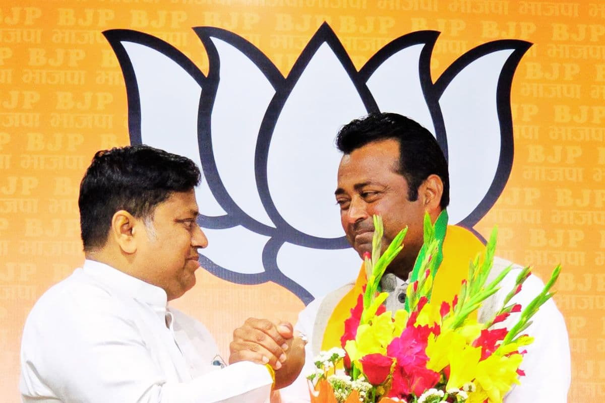 लिएंडर पेस की राजनीति में नई पारी, दिल्ली में थामा भाजपा का दामन, बंगाल चुनाव से पहले बड़ा धमाका लिएंडर पेस की राजनीति में नई पारी, दिल्ली में थामा भाजपा का दामन, बंगाल चुनाव से पहले बड़ा धमाका