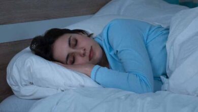 क्या महिलाओं को पुरुषों से ज्यादा नींद चाहिए? जानिए साइंस क्या कहती है