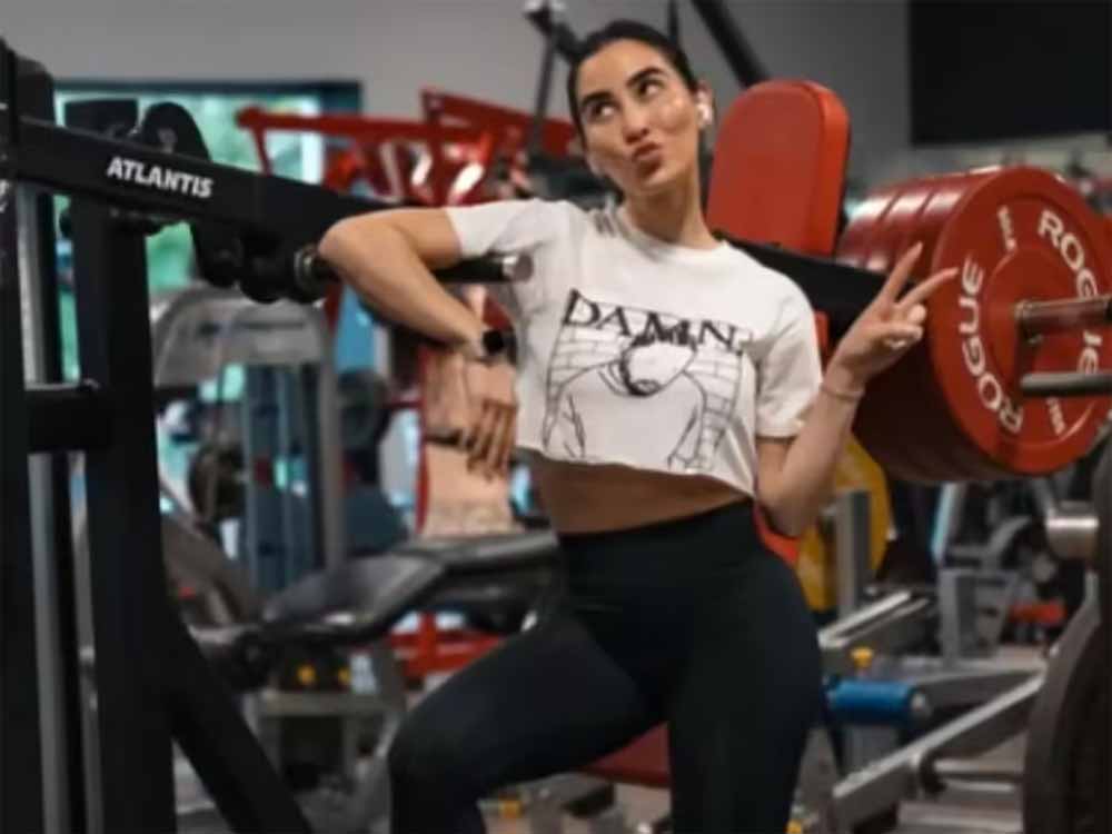 Industry को बड़ा झटका! नहीं रही Fitness Icon… Shock में फैंस और परिवार