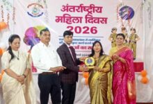 अंतर्राष्ट्रीय महिला दिवस पर कोरिया पुलिस ने पत्रकार कमरून निशा को महिला सशक्तिकरण हेतु किया सम्मानित