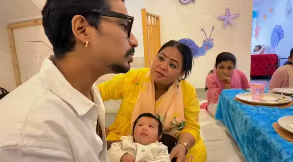 भारती सिंह ने बेटे काजू का किया फेस रिवील, फैंस बोले– हूबहू हर्ष जैसा दिखता है!