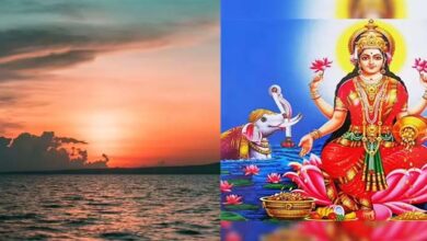 सूर्यास्त के बाद इन 5 कामों से रहें दूर, वरना नाराज हो सकती हैं मां लक्ष्मी