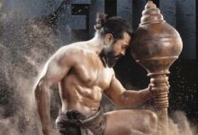 राम चरण के बर्थडे पर ‘पेड्डी पहलवान’ लुक का धमाका