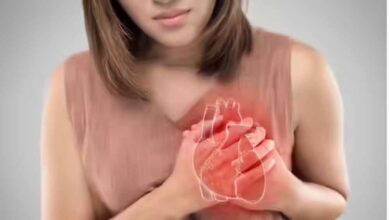 महिलाओं में हार्ट अटैक के लक्षण पुरुषों से क्यों होते हैं अलग? जानिए और रहें सतर्क