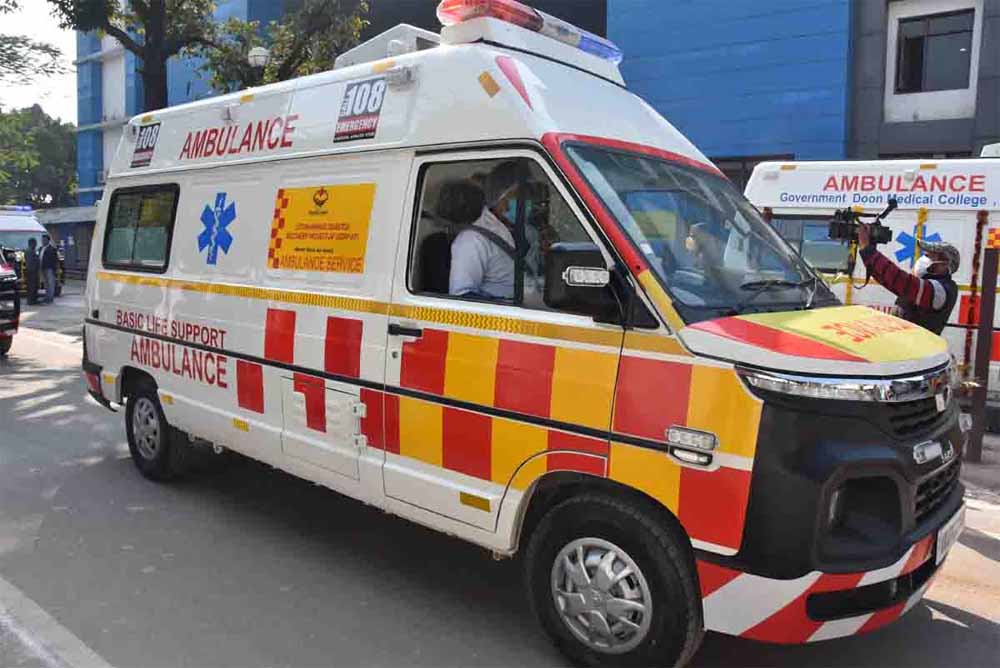 होली पर हुड़दंगियों की खैर नहीं: भोपाल के हर थाने-चौराहे पर तैनात रहेगी 108 एंबुलेंस होली पर हुड़दंगियों की खैर नहीं: भोपाल के हर थाने-चौराहे पर तैनात रहेगी 108 एंबुलेंस