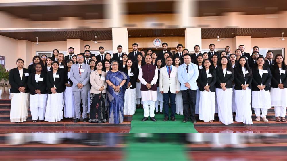 प्रशिक्षु न्यायाधीश लोकतंत्र के तीसरे स्तंभ के रूप में निभाएंगे महत्वपूर्ण भूमिका : मुख्यमंत्री  साय