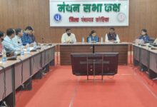 जनप्रतिनिधि जल संरक्षण में दें योगदान ताकि कोरिया को मिले नई पहचान – कलेक्टर  चंदन त्रिपाठी