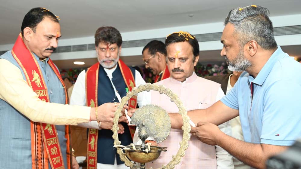 रींवा-रायपुर हवाई सेवा से बढ़ेगी विकास की रफ्तार: उपमुख्यमंत्री  राजेन्द्र शुक्ल