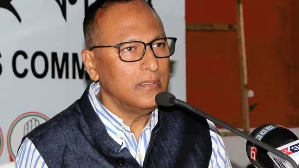 असम चुनाव से पहले कांग्रेस को बड़ा झटका, सांसद प्रद्युत बोरदोलोई ने दिया इस्तीफा असम चुनाव से पहले कांग्रेस को बड़ा झटका, सांसद प्रद्युत बोरदोलोई ने दिया इस्तीफा