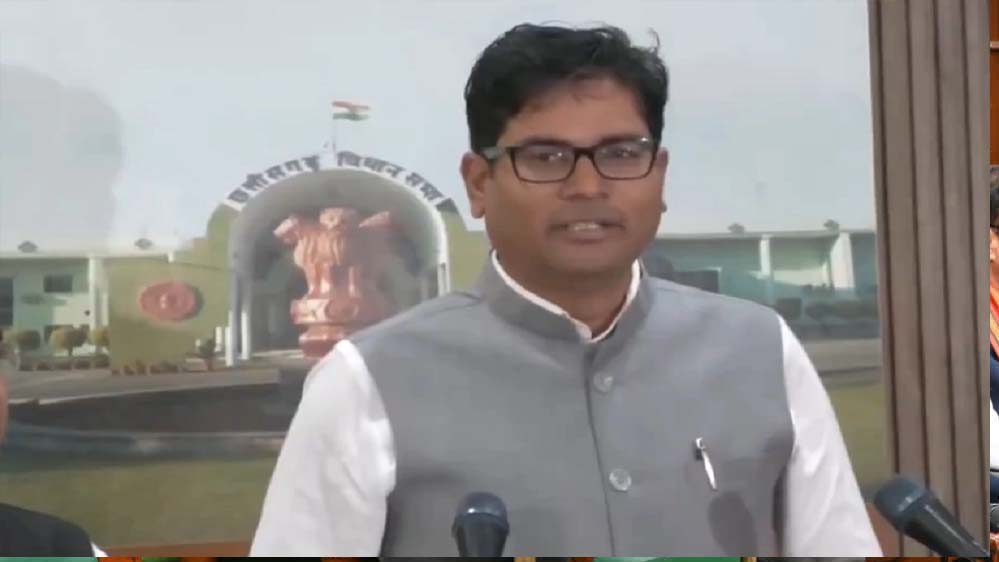 वित्त मंत्री ओपी चौधरी द्वारा प्रस्तुत छत्तीसगढ़ गृह निर्माण मंडल (संशोधन) विधेयक 2026 विधानसभा से पारित