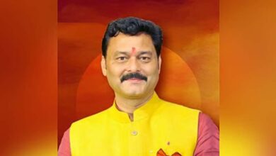 बीजेपी विधायक संजय पाठक पर नया संकट, जज को फोन लगाने के मामले में कार्रवाई की मांग बीजेपी विधायक संजय पाठक पर नया संकट, जज को फोन लगाने के मामले में कार्रवाई की मांग