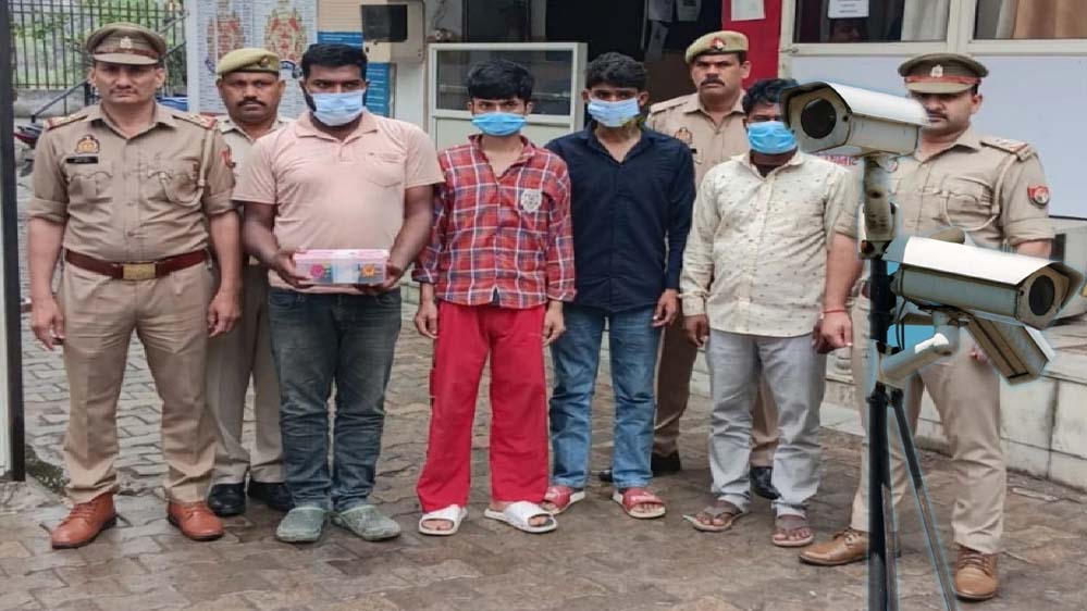 PAK की नापाक साजिश! दिल्ली से कश्मीर तक सेना की जासूसी के लिए लगवाए जा रहे थे CCTV कैमरे PAK की नापाक साजिश! दिल्ली से कश्मीर तक सेना की जासूसी के लिए लगवाए जा रहे थे CCTV कैमरे