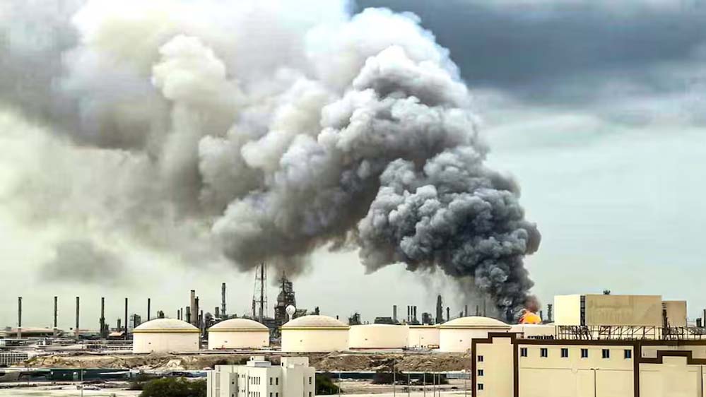 कुवैत की रिफाइनरी पर ईरानी ड्रोन अटैक, भयंकर आग से कई यूनिट्स बंद, तीन को दी गई फांसी