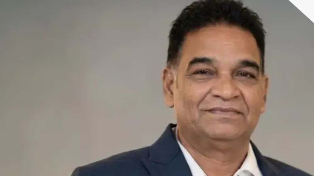 जमानत मिलते ही जेल गेट से पुलिस ने फिर पकड़ा, असलम पर लगा NSA, गौमांस मिलने पर हुआ था विवाद जमानत मिलते ही जेल गेट से पुलिस ने फिर पकड़ा, असलम पर लगा NSA, गौमांस मिलने पर हुआ था विवाद