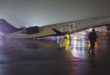 न्यूयॉर्क एयरपोर्ट पर बड़ा हादसा: एयर कनाडा का विमान फायर ट्रक से टकराया, 4 घायल