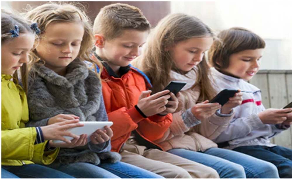 ऑस्ट्रेलिया: 16 साल से कम उम्र के बच्चों के लिए इलेक्ट्रिक मोबिलिटी डिवाइस चलाने पर लगेगा प्रतिबंध