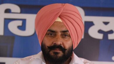 शिवपुरी से AAP विधायक गिरफ्तार, रेप केस में फरार थे; पंजाब पुलिस ने बिना सूचना की कार्रवाई, 3 साथियों को भी पकड़ा शिवपुरी से AAP विधायक गिरफ्तार, रेप केस में फरार थे; पंजाब पुलिस ने बिना सूचना की कार्रवाई, 3 साथियों को भी पकड़ा