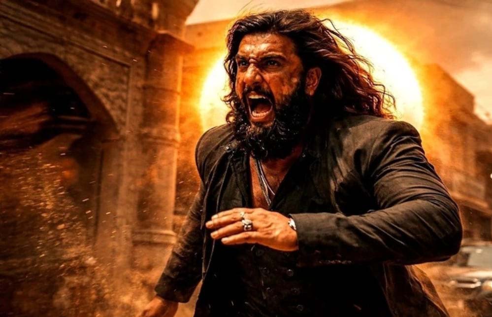 Dhurandhar-2 देखेंगे यूपी पुलिस के 600 दारोगा, मेरठ में दो सिनेमा हॉल बुक, सरकारी गाड़ियों से पहुंचेंगे मल्टीप्लेक्स