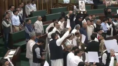 JK विधानसभा में बड़ा हंगामा, ‘इजरायल मुर्दाबाद’ के नारे, BJP और कांग्रेस विधायकों में हिंसक झड़प