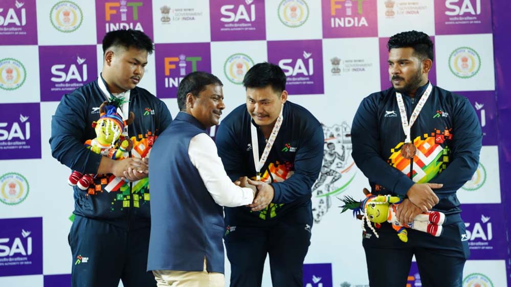 वेटलिफ्टिंग स्पर्धा में अरुणाचल पुरुष और असम महिला वर्ग में ओवरऑल चैम्पियन