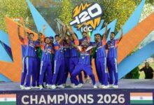 ट्रॉफी मंदिर ले जाने पर सियासी घमासान, TMC सांसद बोले—टीम इंडिया पर शर्म आती है; कांग्रेस ने भी जताई नाराजगी