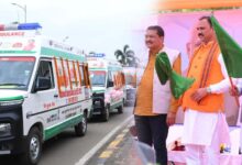 प्रदेश की लाइफलाइन हुई सशक्त: मुख्यमंत्री विष्णुदेव साय ने 370 नई एम्बुलेंस को दिखाई हरी झंडी