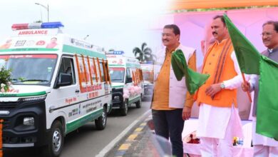 प्रदेश की लाइफलाइन हुई सशक्त: मुख्यमंत्री विष्णुदेव साय ने 370 नई एम्बुलेंस को दिखाई हरी झंडी प्रदेश की लाइफलाइन हुई सशक्त: मुख्यमंत्री विष्णुदेव साय ने 370 नई एम्बुलेंस को दिखाई हरी झंडी
