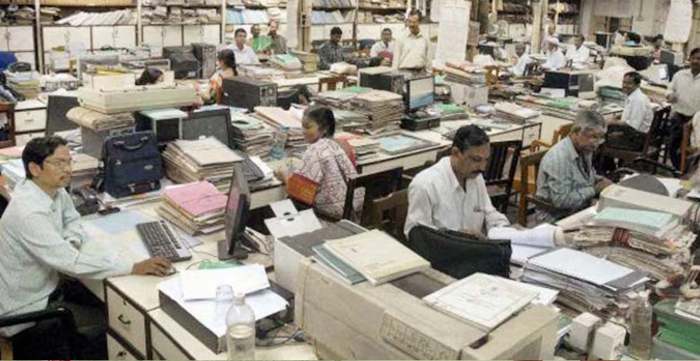 आउटसोर्स कर्मचारियों को अब सीधे खाते में मिलेगा वेतन, सरकार लागू करेगी नई व्यवस्था