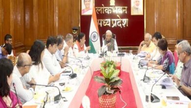 रोगियों के उपचार प्रयासों में सेवा भाव प्रमुख: राज्यपाल पटेल रोगियों के उपचार प्रयासों में सेवा भाव प्रमुख: राज्यपाल पटेल