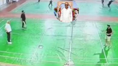 महोबा: बैडमिंटन खेलते वक्त खिलाड़ी की मौत, 5 सेकंड में तोड़ा दम, घटना CCTV में कैद