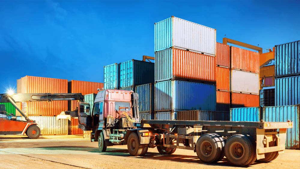 केला, अंगूर, अनार और सब्जियां… दुबई में सड़ रहे 1000 कंटेनर, भारत को हुआ भारी नुकसान