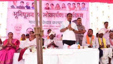 वन मंत्री कश्यप ने ग्राम बेतबेड़ा में 83 लाख 50 हजार रुपये के 14 विकास कार्यों का किया भूमिपूजन वन मंत्री कश्यप ने ग्राम बेतबेड़ा में 83 लाख 50 हजार रुपये के 14 विकास कार्यों का किया भूमिपूजन