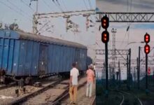 पटरी से गिरे मालगाड़ी के 9 वैगन, बिलासपुर रेल मंडल के खराब सिग्नल सिस्टम के कारण हादसा