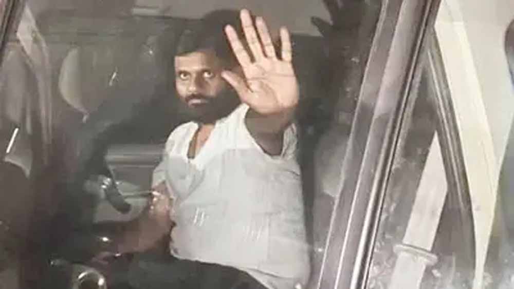 PM मोदी पर विवादित टिप्पणी भारी पड़ी: कांग्रेस नेता विनोद तिवारी को दिल्ली पुलिस ने किया गिरफ्तार