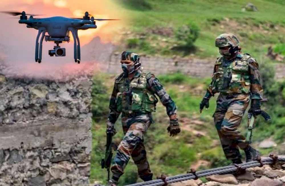 ईरान में जंग के बीच पाकिस्तान ने भारत में भेजे ड्रोन, सेना ने फायरिंग से दिया जवाब ईरान में जंग के बीच पाकिस्तान ने भारत में भेजे ड्रोन, सेना ने फायरिंग से दिया जवाब