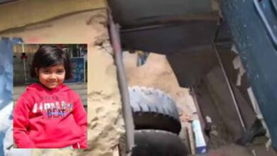 स्कूल बस की जर्जर फर्श से गिरी बच्ची, टायर तले कुचलकर मौत