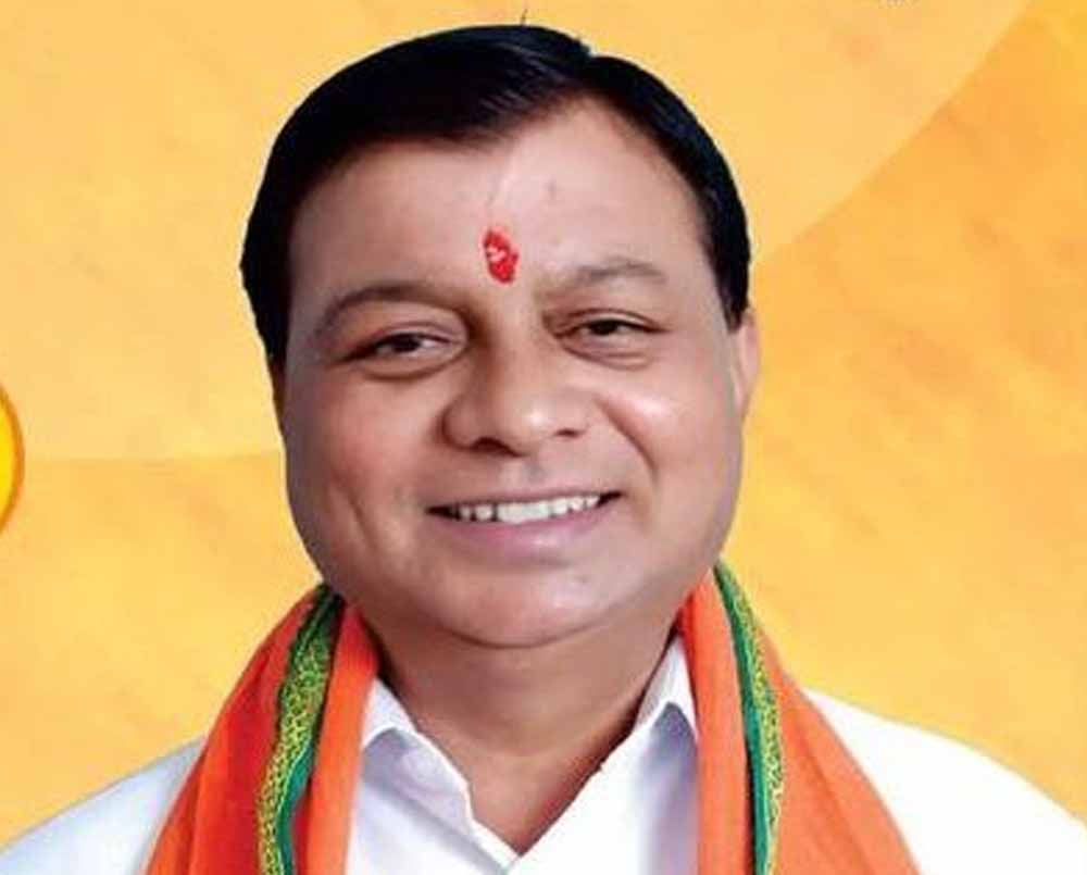 वाणिज्य एवं उद्योग और श्रम मंत्री लखन लाल देवांगन ने प्रदेशवासियों को दी होली पर्व की बधाई