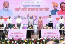 उप मुख्यमंत्री ने स्वच्छता, स्वावलंबन और सशक्तीकरण के लिए उत्कृष्ट कार्य करने वाली महिलाओं को किया सम्मानित