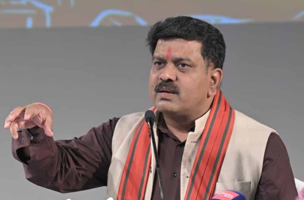 पीएम आवास निर्माण में देश में अव्वल होने पर उप मुख्यमंत्री  विजय शर्मा ने जताया हर्ष